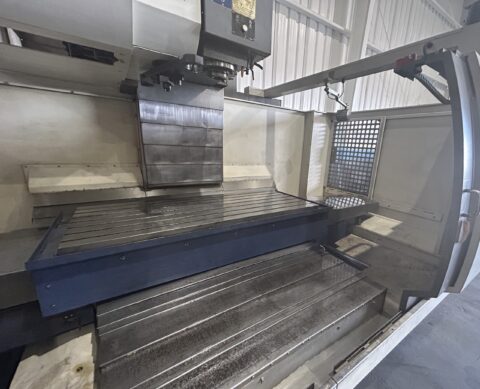 YCM MV-168B CNC Vertical Machining Center - 50 Taper Mill - image 11