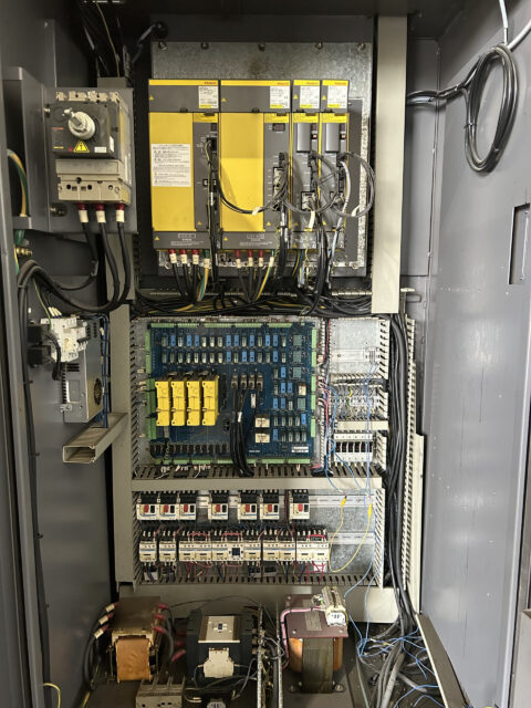 YCM MV-168B CNC Vertical Machining Center - 50 Taper Mill - image 17