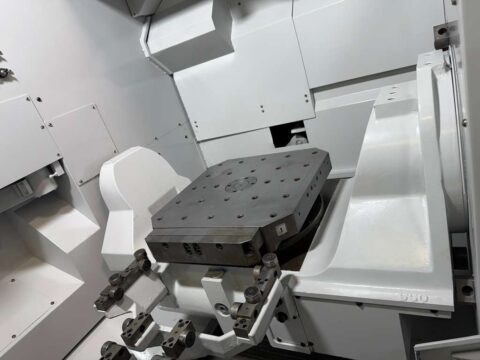 Mazak Variaxis 630-5X 5 Axis CNC Vertical Machining Center - Automatic Pallet Changer Mill - image 13