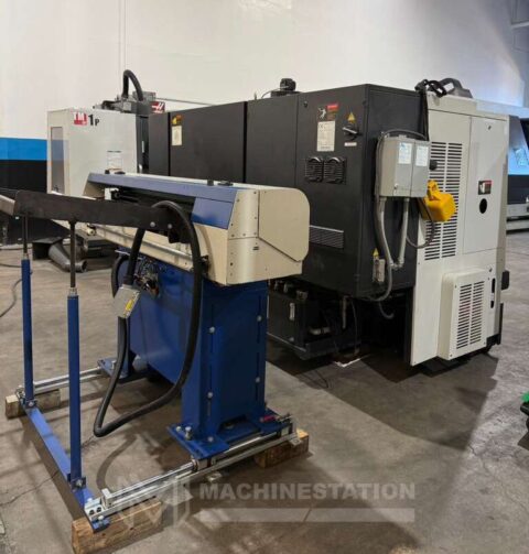 Doosan Lynx 220LMA CNC Turning Center - C Axis Live Tool Bar Feeder Lathe - image 17