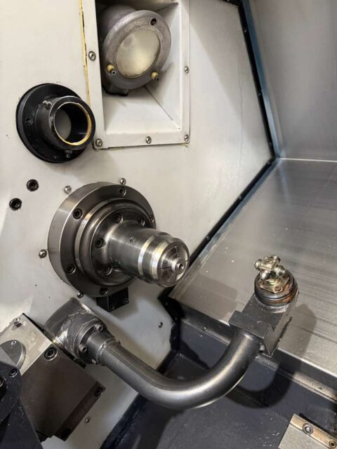 Doosan Lynx 220LMA CNC Turning Center - C Axis Live Tool Bar Feeder Lathe - image 9