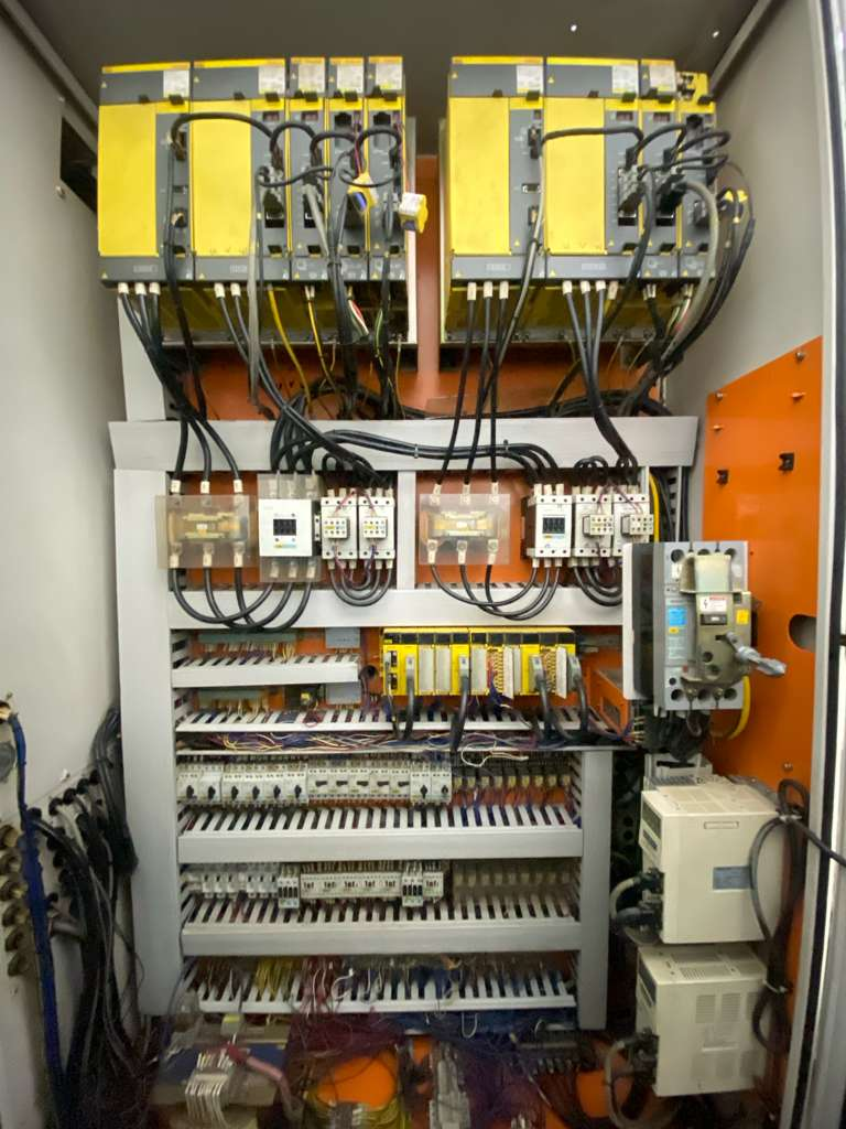 DAEWOO PUMA TT2500SY (1)