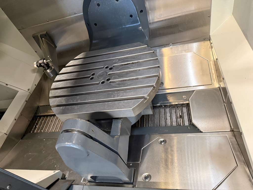 HAAS-UMC-750 (5)