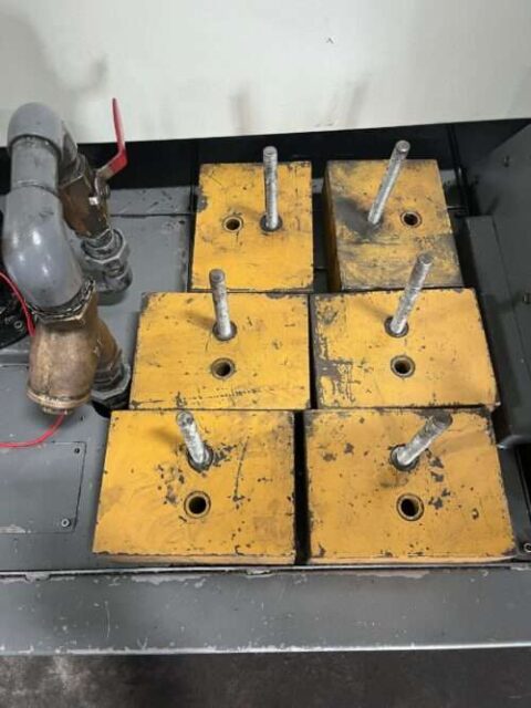 Kitamura MyCenter 3XiF Spark Changer CNC Vertical Mill - image 12