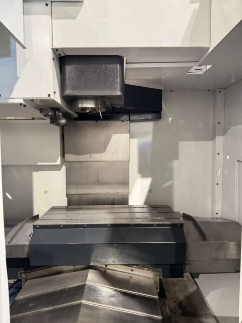 Mazak VCN 410A CNC Vertical Machining Center - Mill - image 13