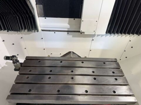 Mazak VCU 500C 3X CNC Vertical Machining Center - Mill - image 10