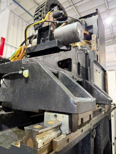 Mazak VCU 500C 3X CNC Vertical Machining Center - Mill - image 18