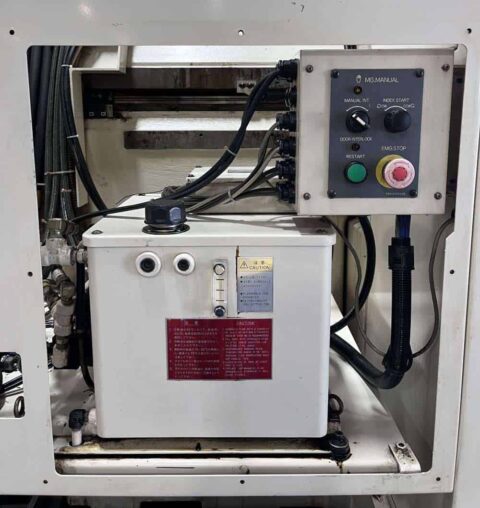 Okuma MX-45VAE CNC Vertical Machining Center - image 12