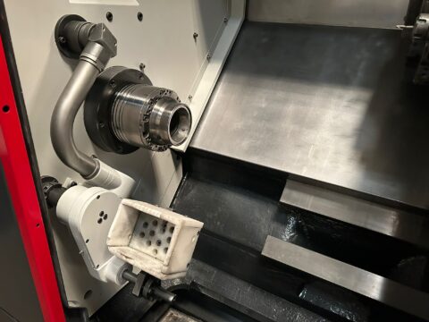 Samsung SMEC SL-2000M CNC Turning Center - 2020 C Axis Live Tool Lathe - image 8