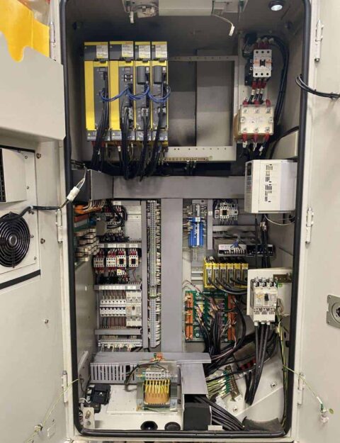 Victor Taichung Vcenter-85 CNC Vertical Machining Center - 50 Taper Mill - image 12