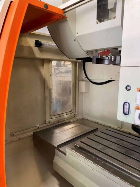 Victor Taichung Vcenter-85 CNC Vertical Machining Center - 50 Taper Mill - image 8