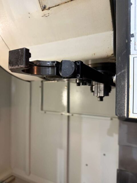 Yama Seiki AF-1060 CNC Vertical Machining Center - 12000 RPM TSC Mill - image 15
