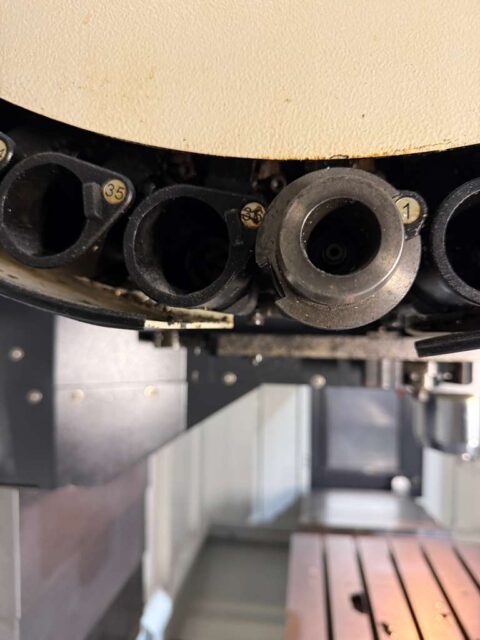 Yama Seiki AF-1060 CNC Vertical Machining Center - 12000 RPM TSC Mill - image 17