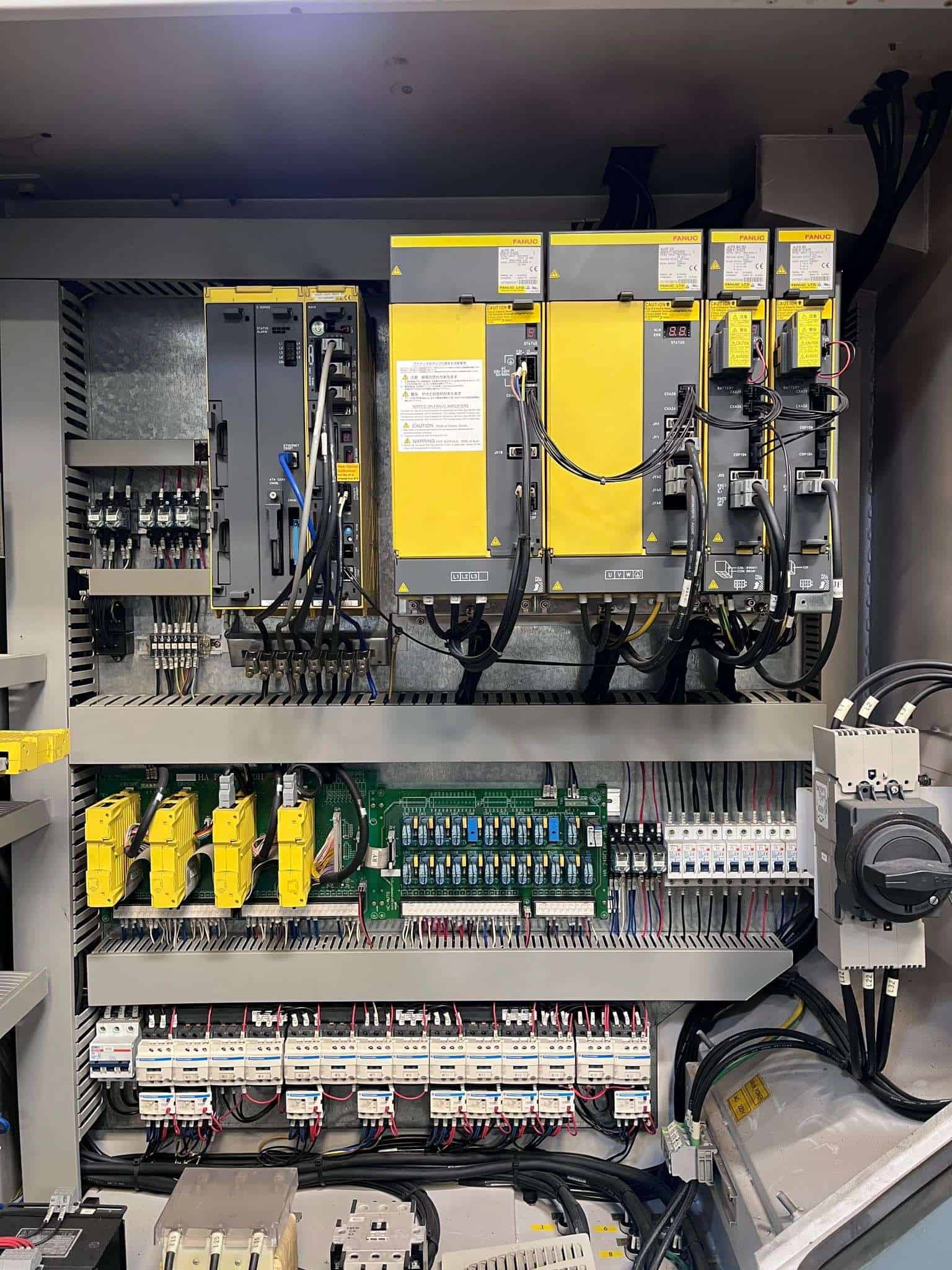 YAMA-SEIKI-VMB-1200 (7)