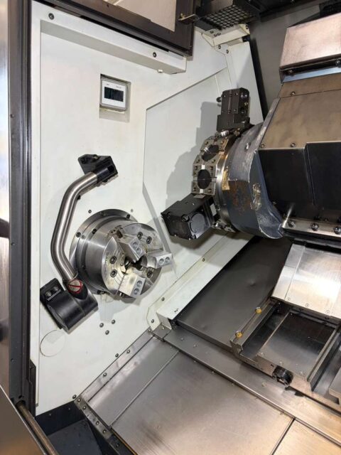 Doosan Puma 2600SYII CNC Lathe - 2021 C Axis Live Tooling, Sub Spindle, Y Axis - image 12