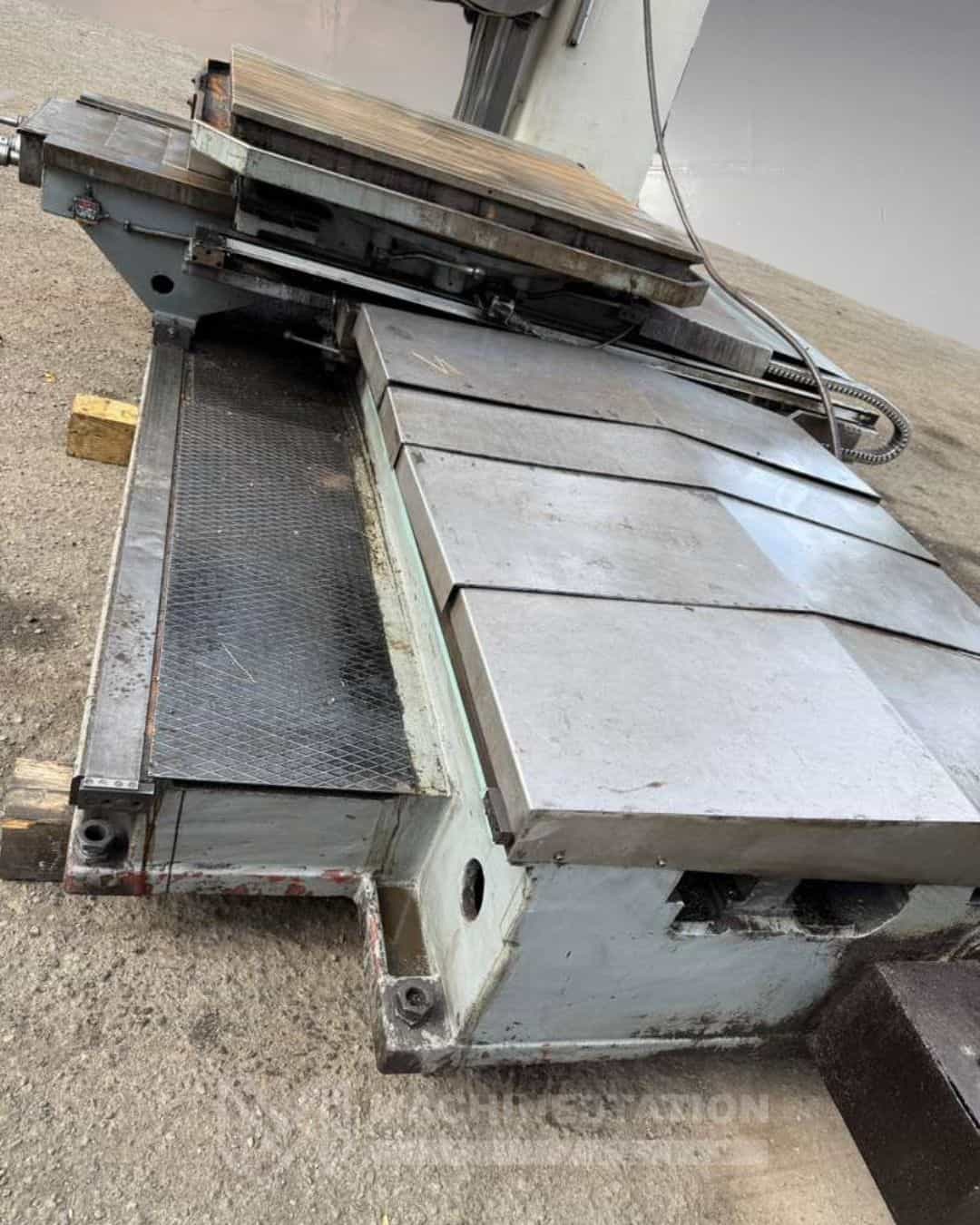 TOS-W100A-HORIZONTAL-BORING-MILL (2)