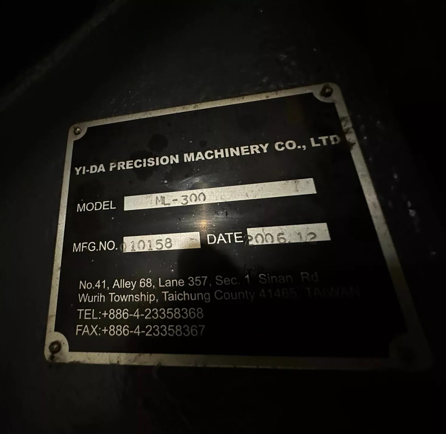Used YANG ML-300 CNC Turning Center nameplate showing 2006 build date – SKU 50137