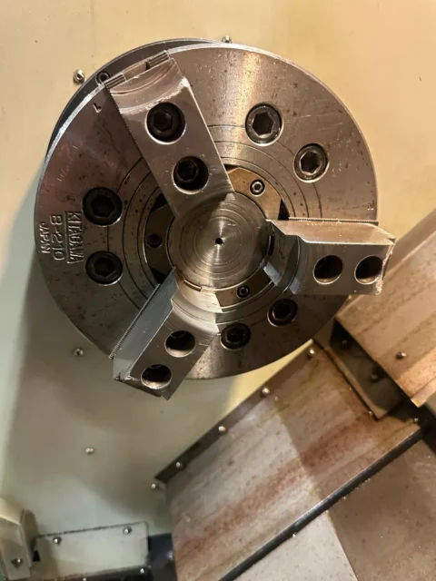 YANG-ML-300-CNC-TURNING-17