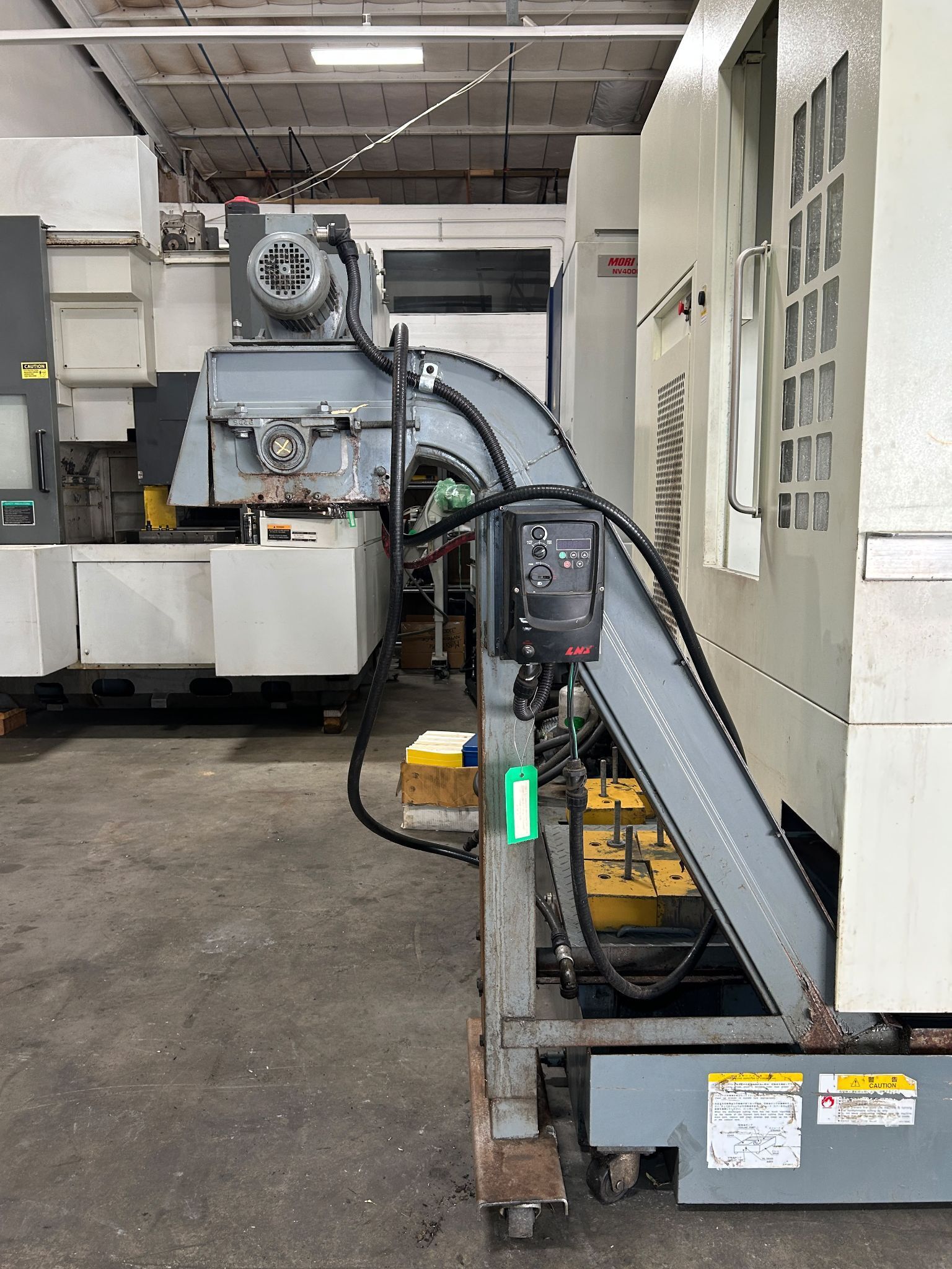 Kitamura mycenter 2XiF cnc vertical machining center 10