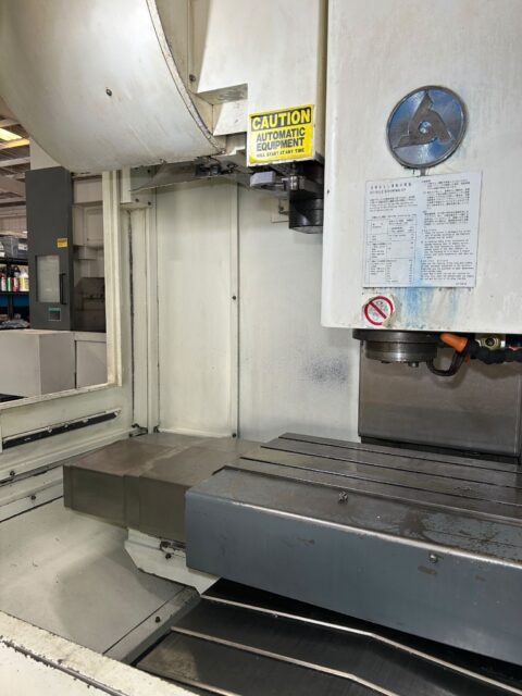 Kitamura mycenter 2XiF cnc vertical machining center 15