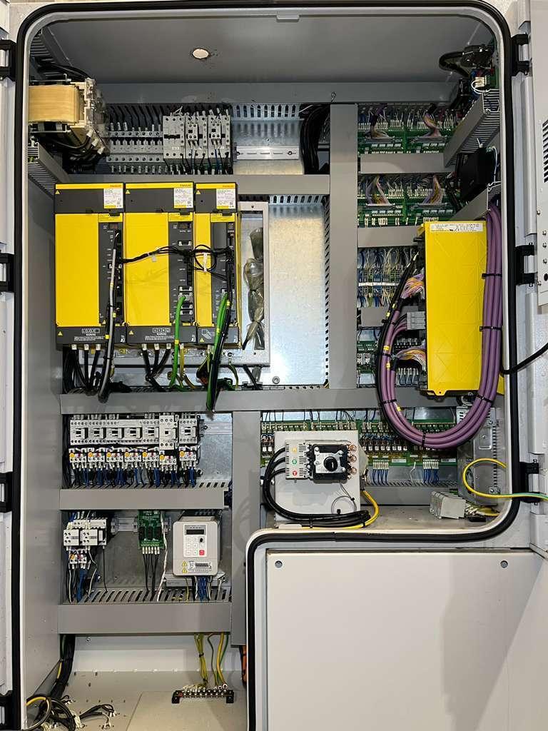 Methods MV-1000H CNC Vertical Machining Center - 2019 Mill 21